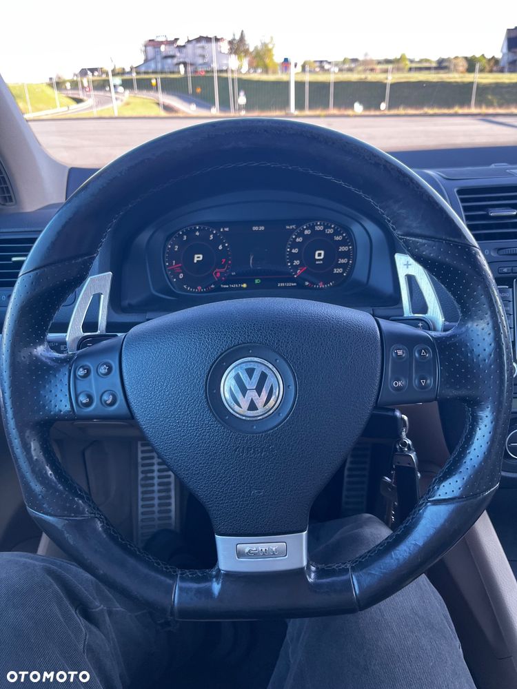 Volkswagen Golf - 19