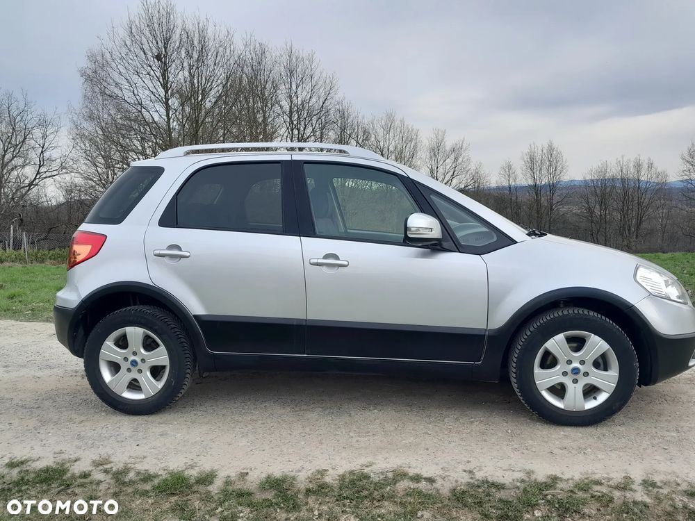 Fiat Sedici 2.0 Multijet DPF 4x4 Lounge - 2