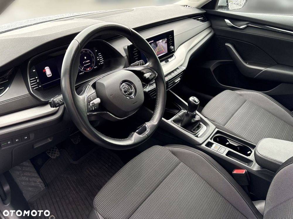 Skoda Octavia 1.5 TSI ACT Ambition - 9