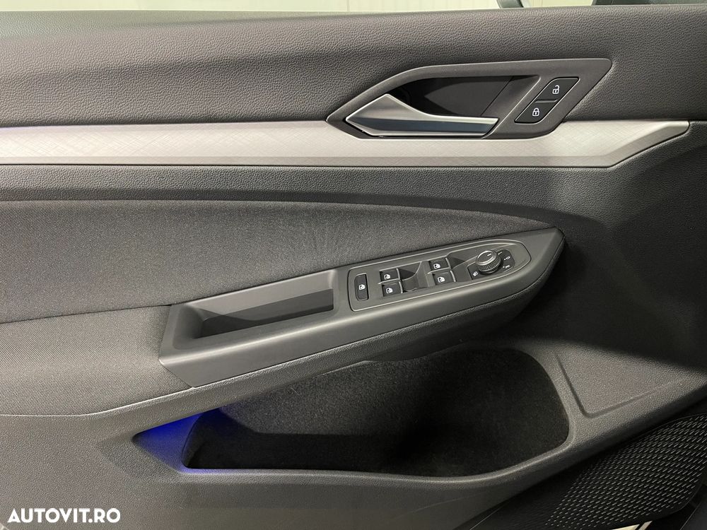 Volkswagen Golf 2.0 TDI DSG Life - 23