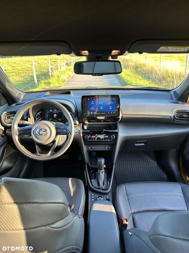 Toyota Yaris Cross Hybrid 1.5 Premiere Edition 4x4 - 10