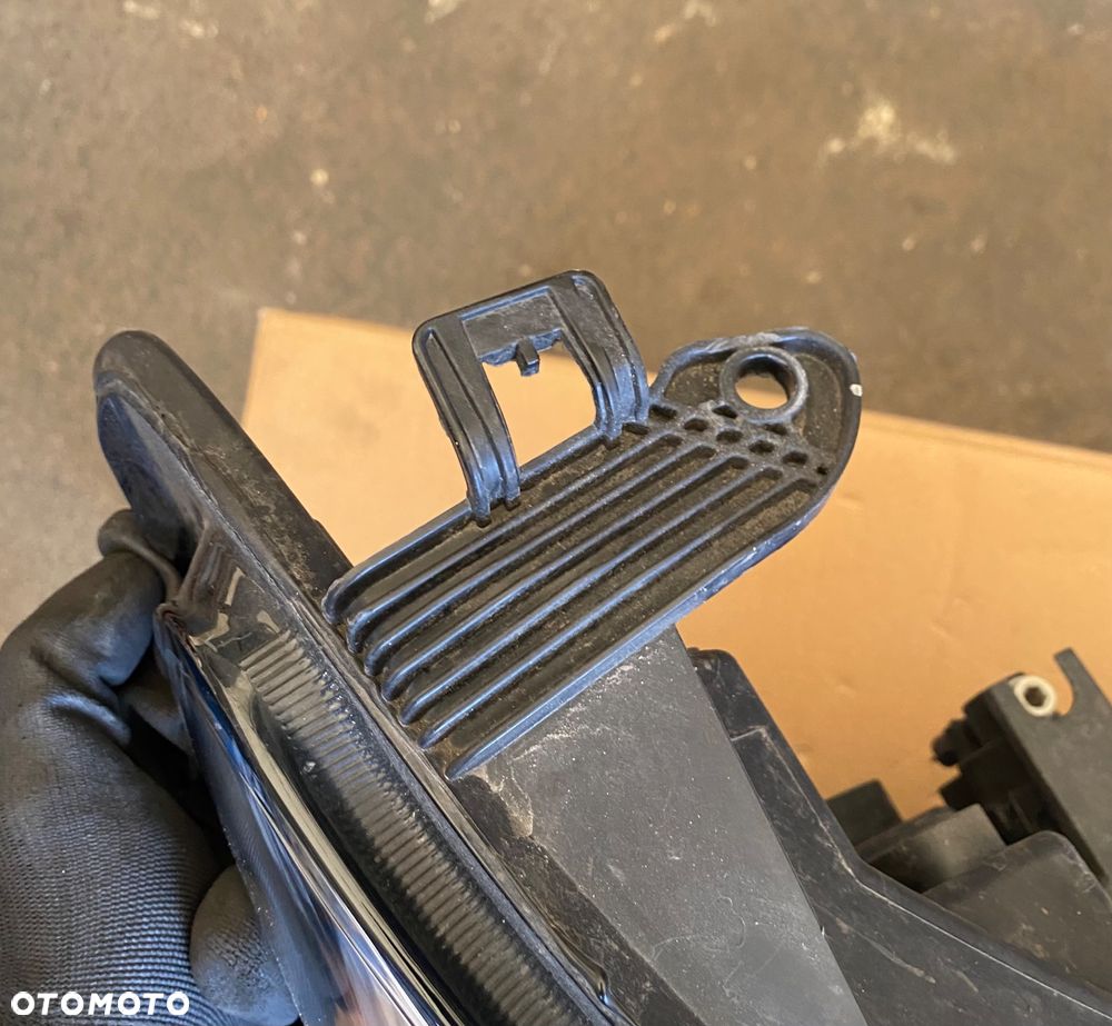 RENAULT MASTER 3 III LIFT 4 IV ORYGINALNA ! LAMPA PRZEDNIA PRAWA REFLEKTOR PRAWY PRZÓD LED Ledowa  Wwa - 6