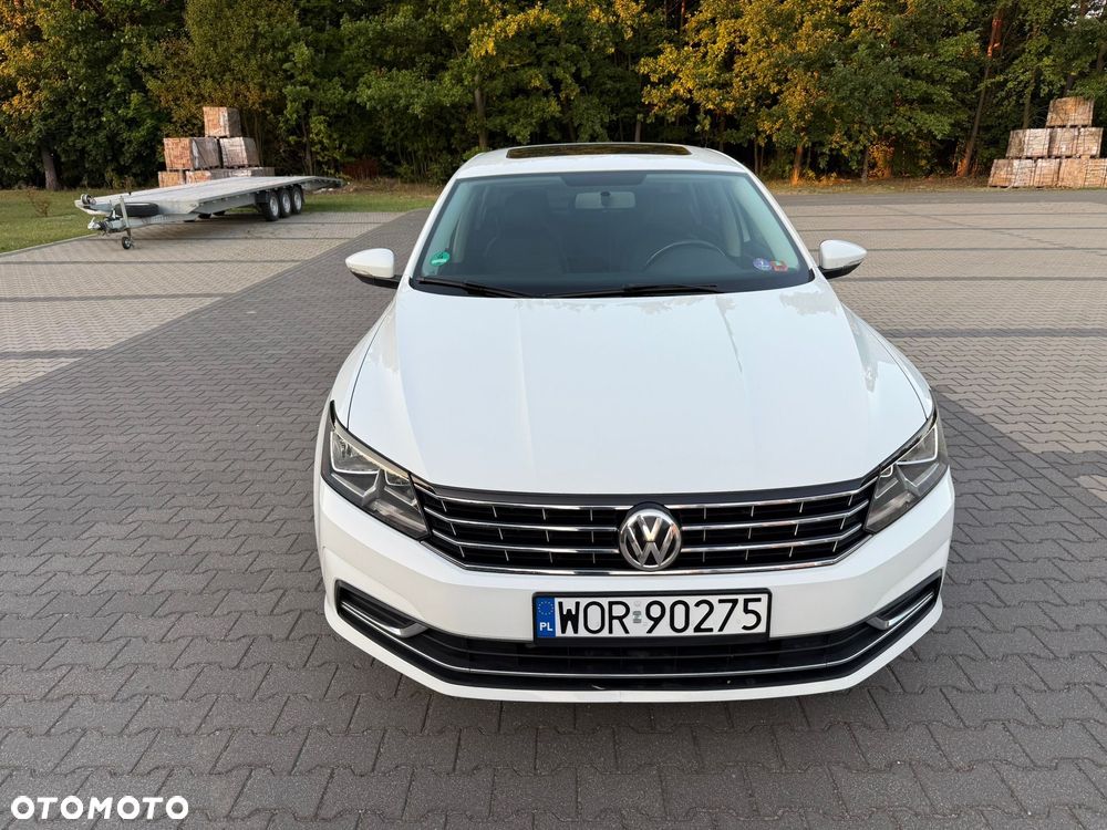 Volkswagen Passat - 3