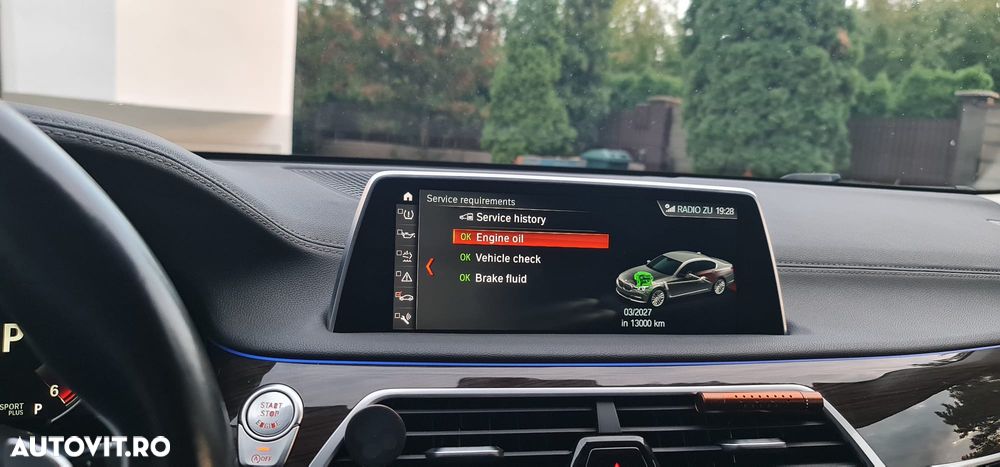 BMW Seria 7 740d xDrive - 38