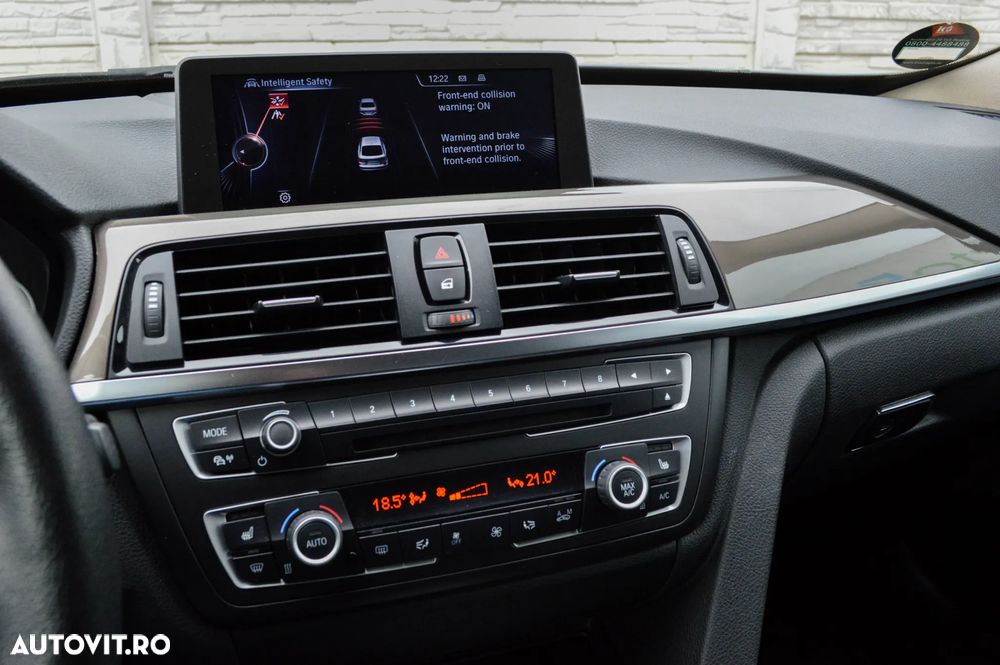 BMW Seria 3 320d xDrive Aut. Luxury Line - 28