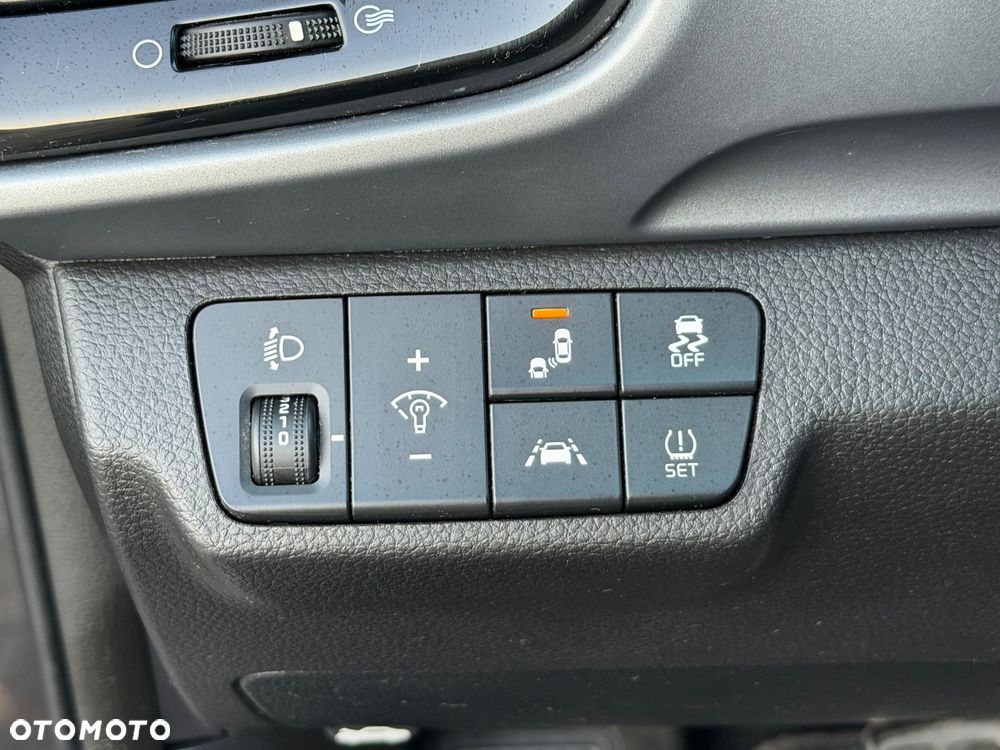 Kia Stonic - 31