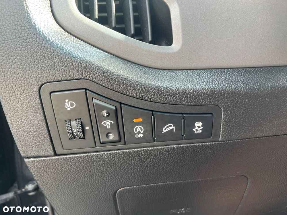 Kia Sportage 1.7 CRDI Business Line L 2WD - 22