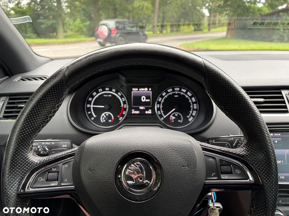 Skoda Octavia 2.0 TDI (Green tec) 4x4 DSG RS - 9