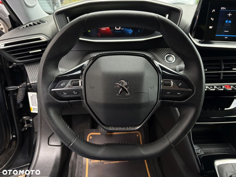 Peugeot 2008 1.2 PureTech Allure Pack S&S - 22