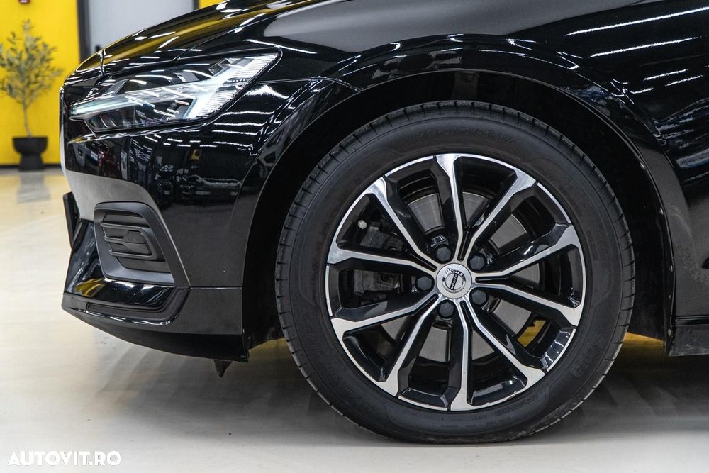 Volvo V60 B4 MHEV AT8 FWD Momentum - 41