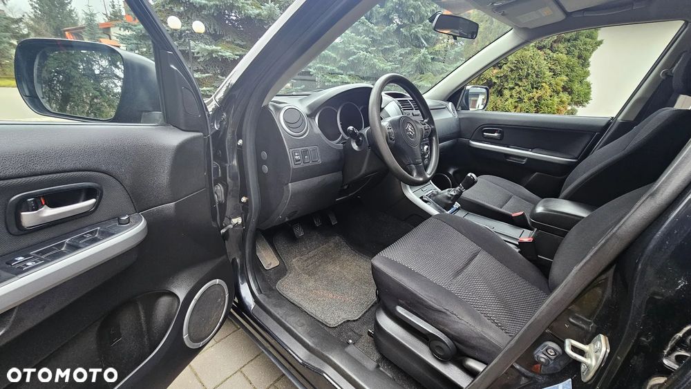 Suzuki Grand Vitara 1.9 DDiS Club DPF - 20