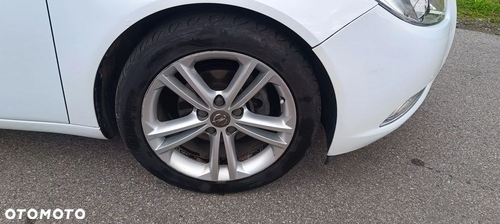 Opel Insignia - 16