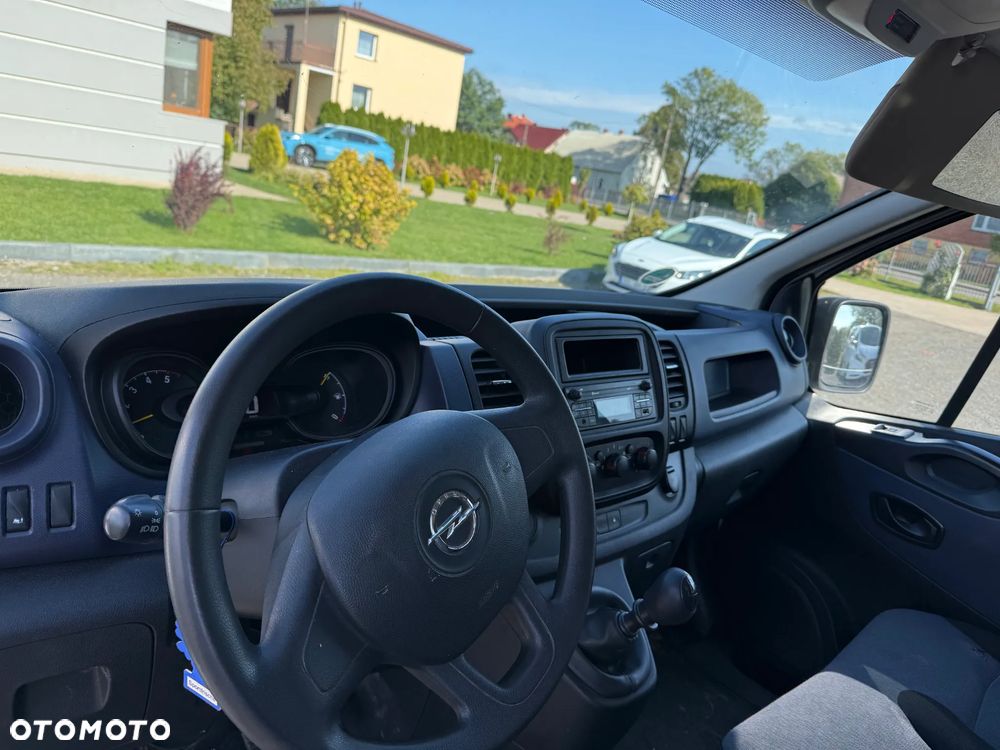 Opel vivaro - 3
