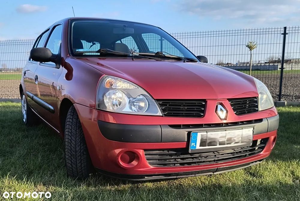 Renault Clio - 1