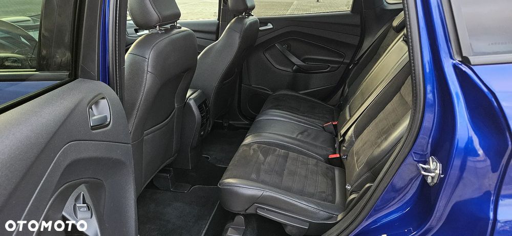 Ford Kuga 2.0 TDCi 4x4 ST-Line - 7