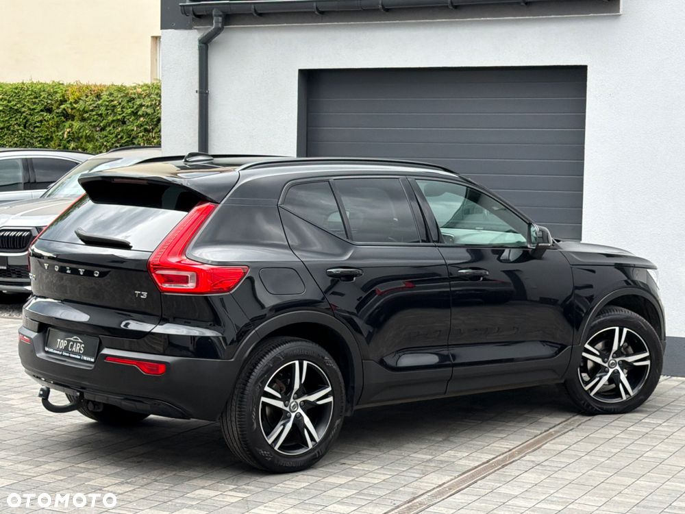 Volvo XC 40 B3 B DKG Ultra Dark - 19