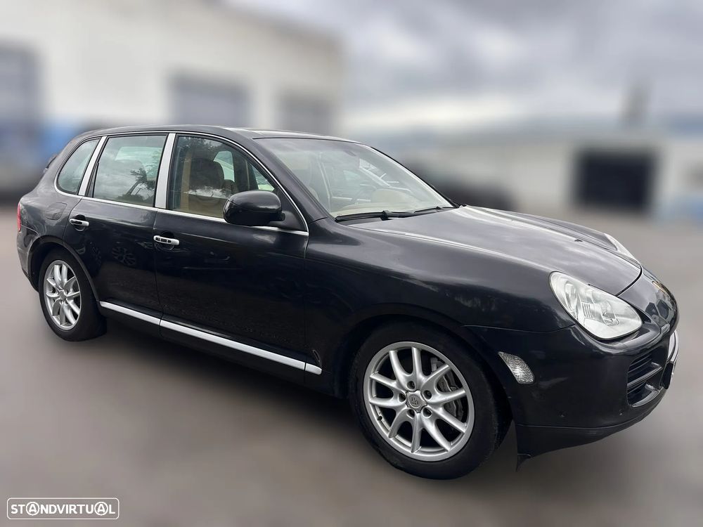 Porsche Cayenne S 4.5 V8 de 2008 para peças - 5