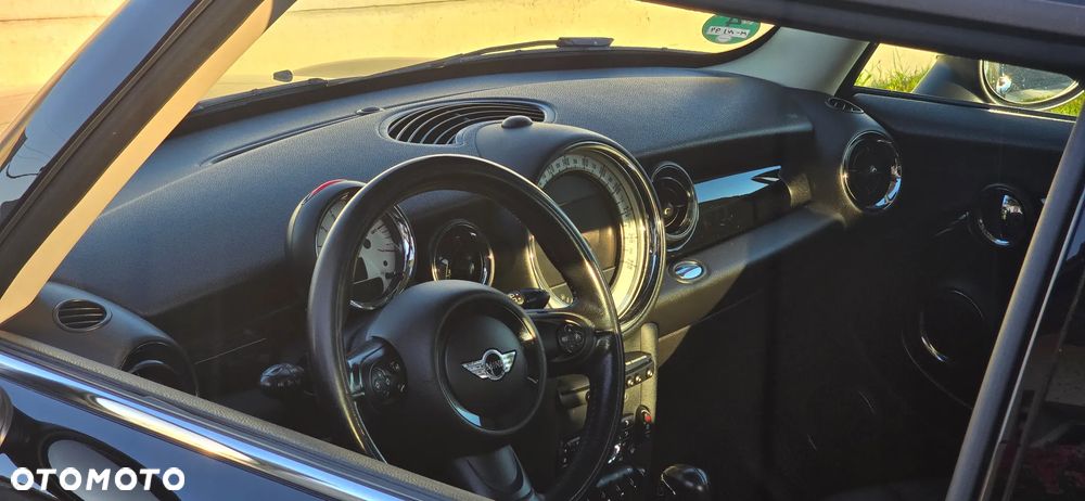 MINI Cooper D - 16