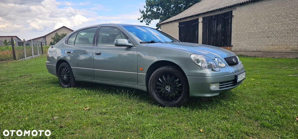 Lexus GS - 4