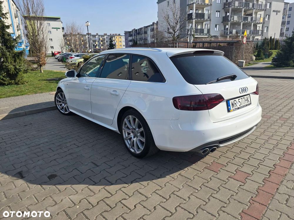 Audi A4 Avant 2.0 TDI - 15