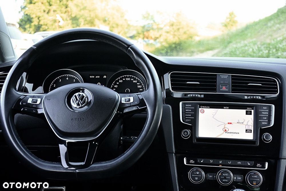 Volkswagen Golf 1.4 TSI BlueMotion Technology Allstar - 19