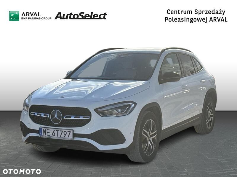 Mercedes-Benz GLA 200 Style - 1