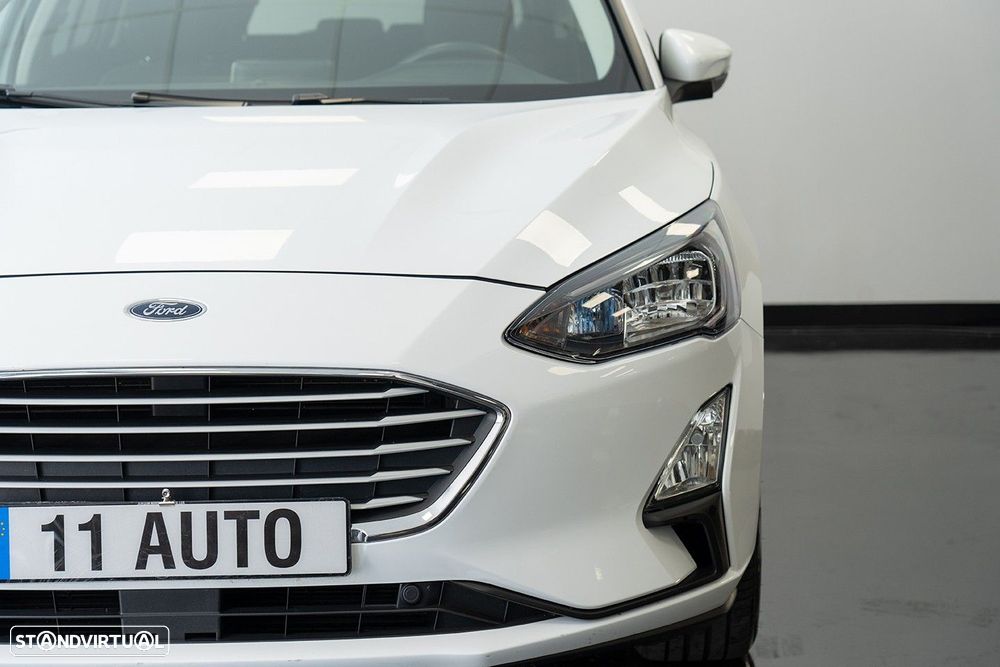 Ford Focus SW 1.5 TDCi EcoBlue Business - 4