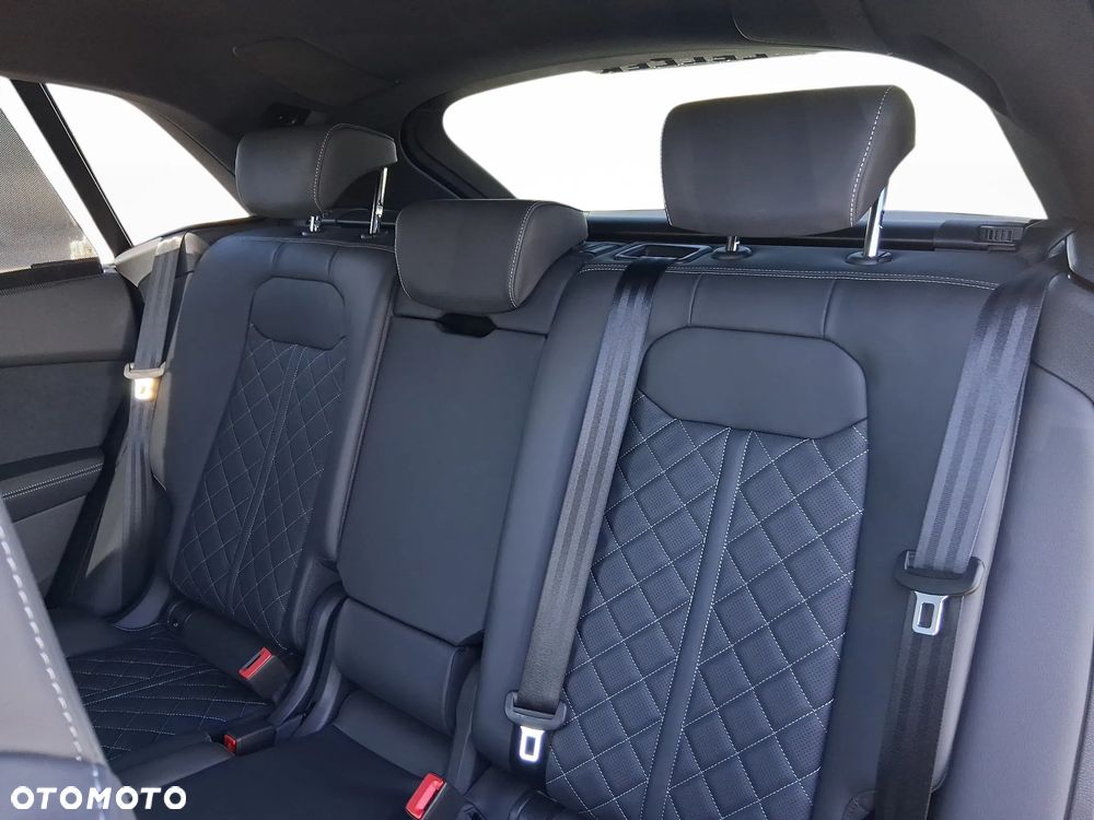 Audi Q8 55 TFSI mHEV Quattro Tiptronic - 29