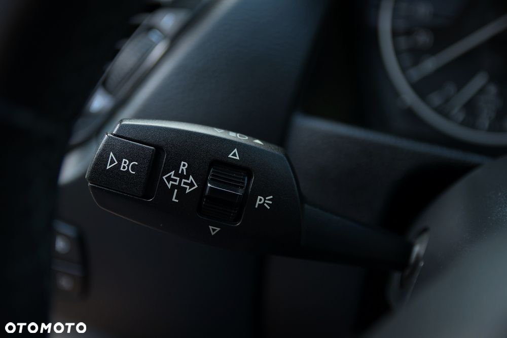 BMW X1 xDrive20d - 29
