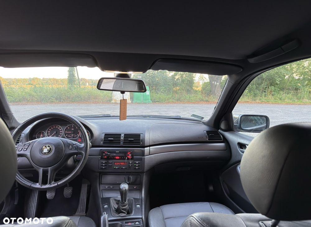 BMW Seria 3 320d - 23