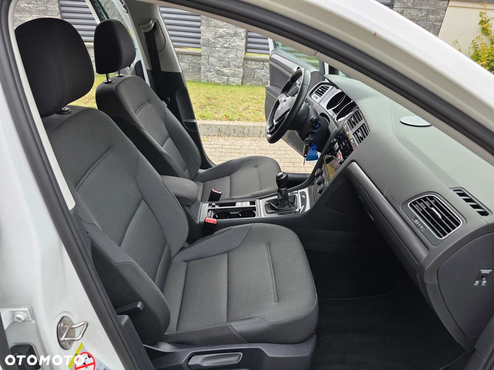 Volkswagen Golf VII 1.4 TSI BMT Comfortline - 27