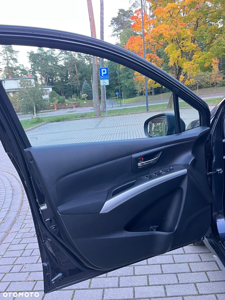 Suzuki SX4 S-Cross 1.6 DDiS 4x4 Comfort+ - 19