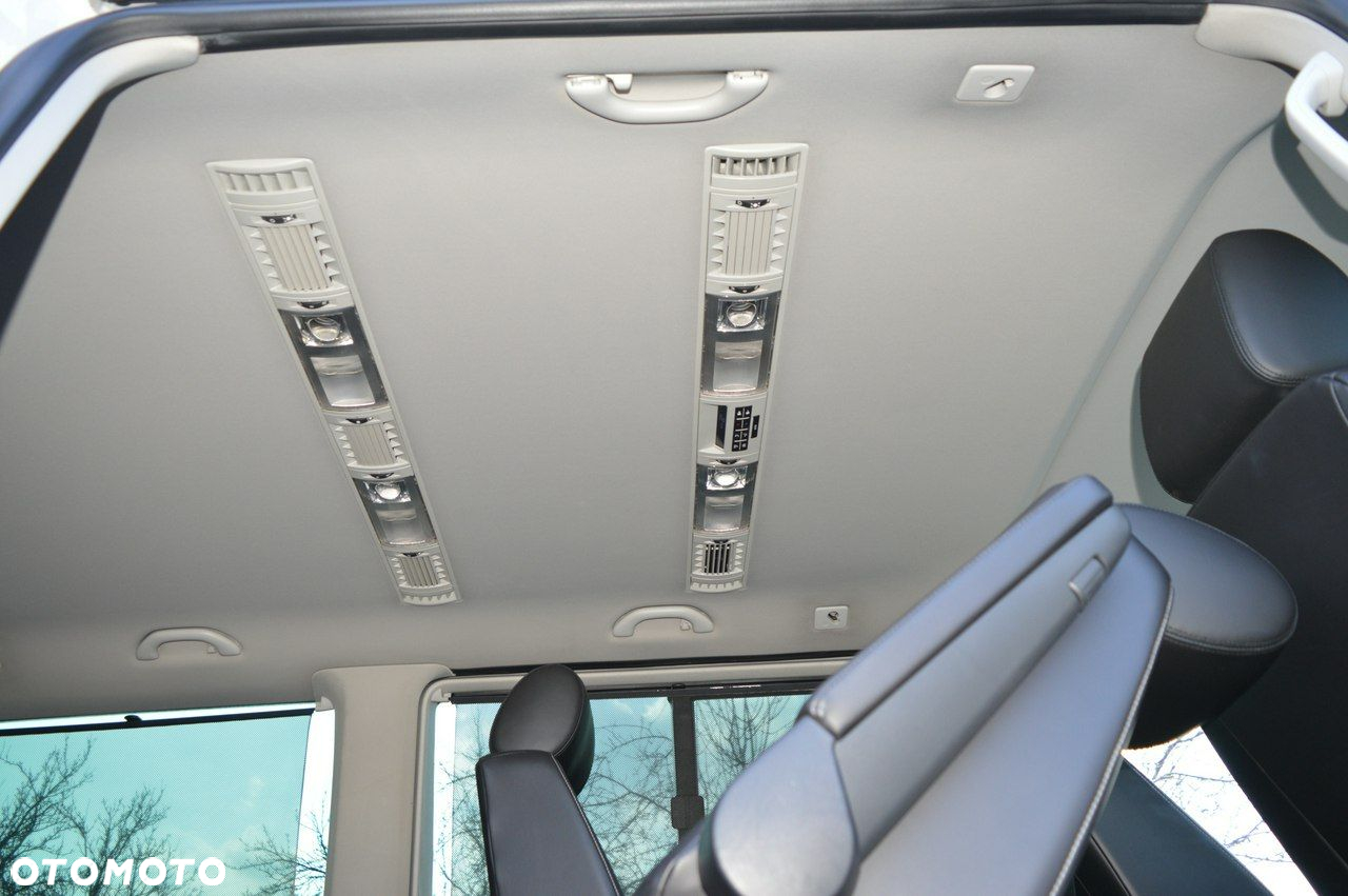 Volkswagen Multivan 6.1 2.0 TDI L1 Highline DSG - 32