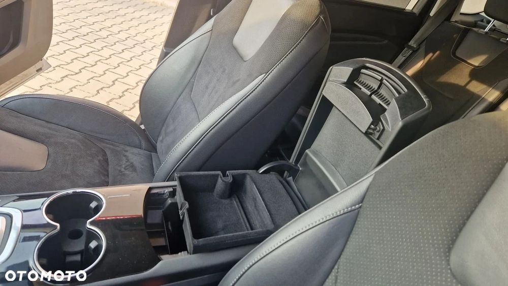 Ford S-Max 2.0 TDCi Titanium - 23