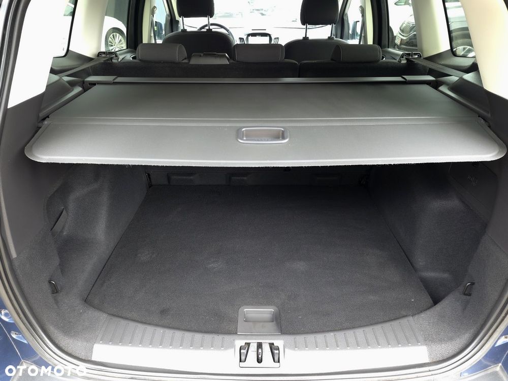 Ford Kuga 2.0 TDCi FWD Titanium - 37