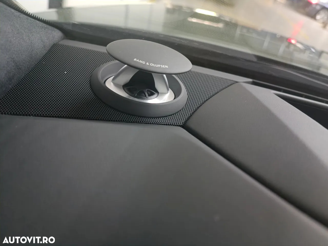 Audi S8 - 35