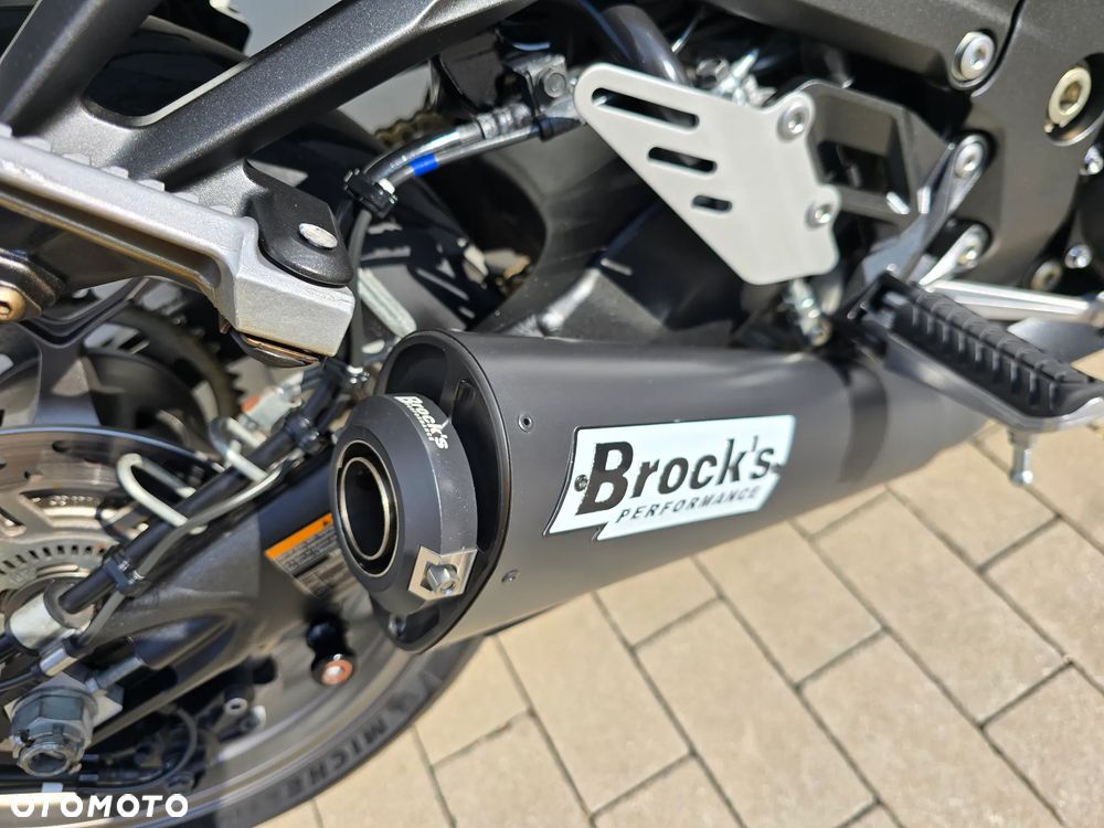 Kawasaki ZZR - 6