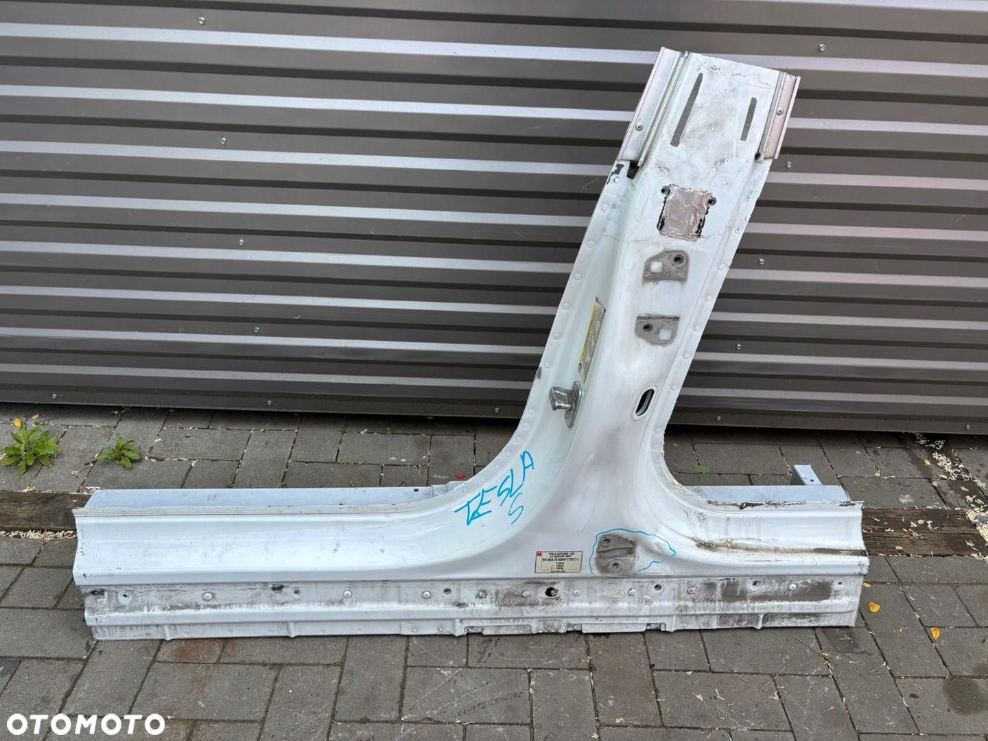 TESLA MODEL S LIFT SŁUPEK PRÓG LEWY - 1