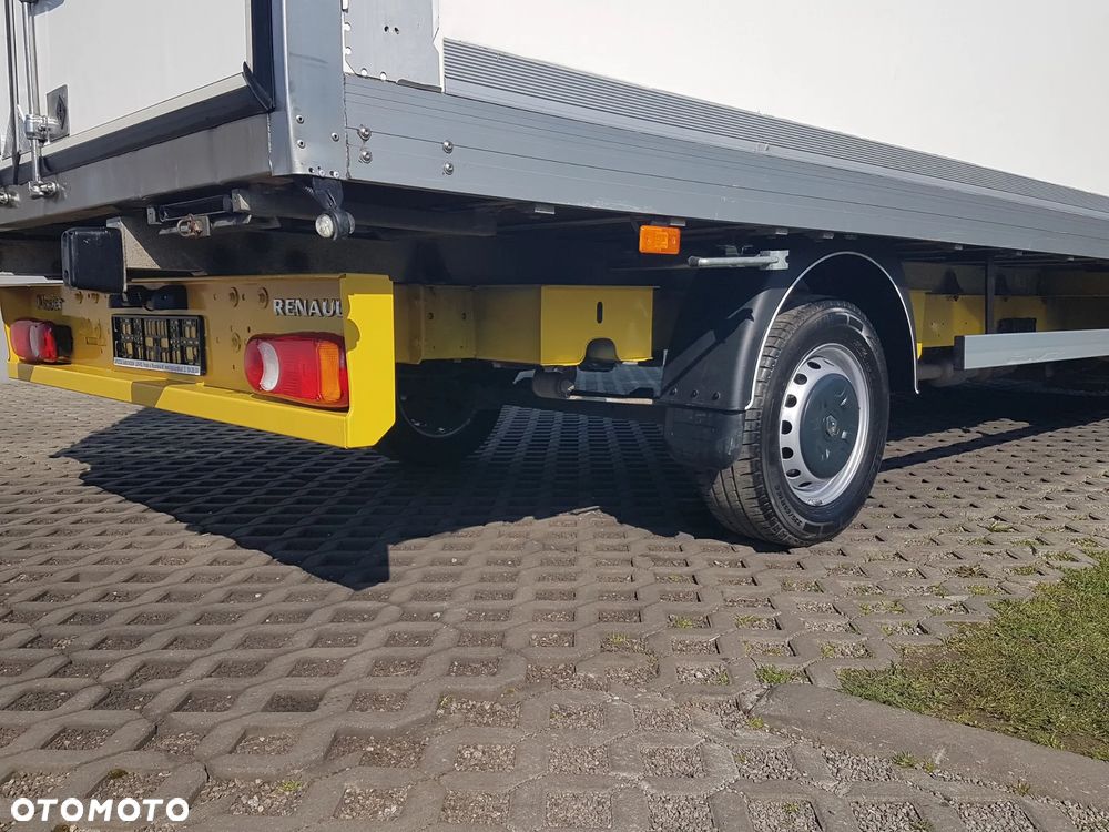Renault MASTER KONTENER 8EP 4,21x2,23x2,22 KLIMA KRAJOWY MANUAL  6-BIEGÓW - 17