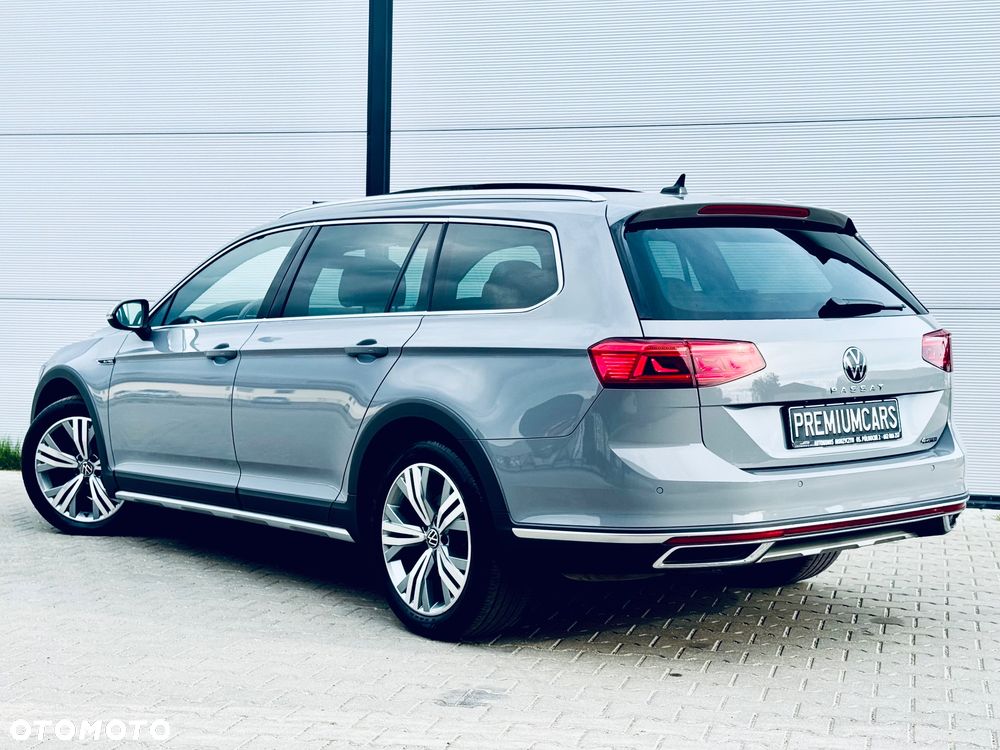 Volkswagen Passat Alltrack 2.0 TDI SCR DSG 4Motion - 16