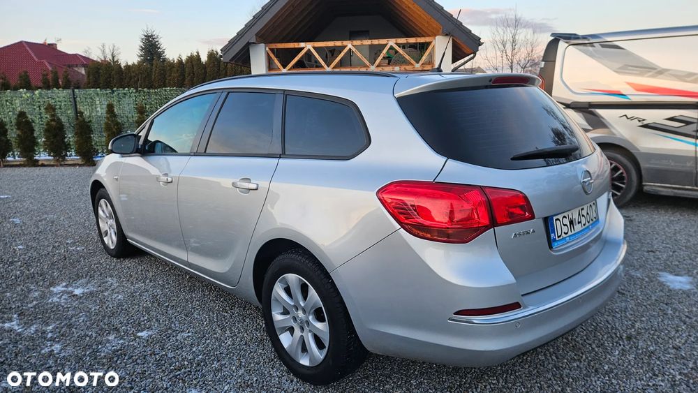 Opel Astra 1.4 T Enjoy - 12