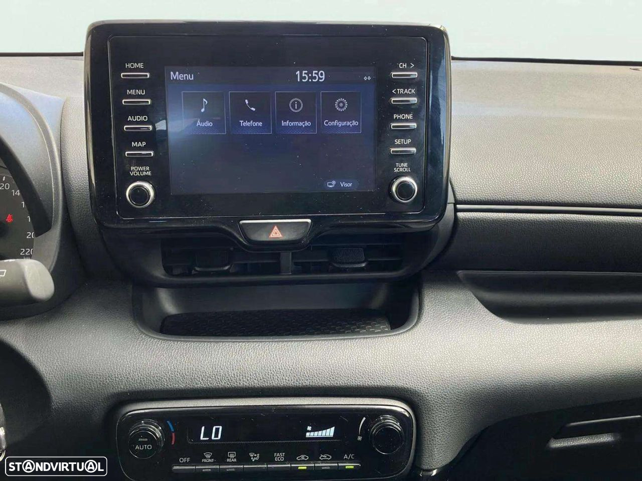 Toyota Yaris - 11