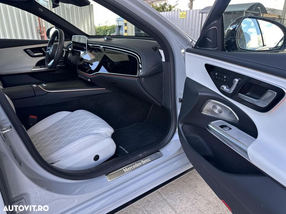 Mercedes-Benz E 300 E 4MATIC Aut. - 16