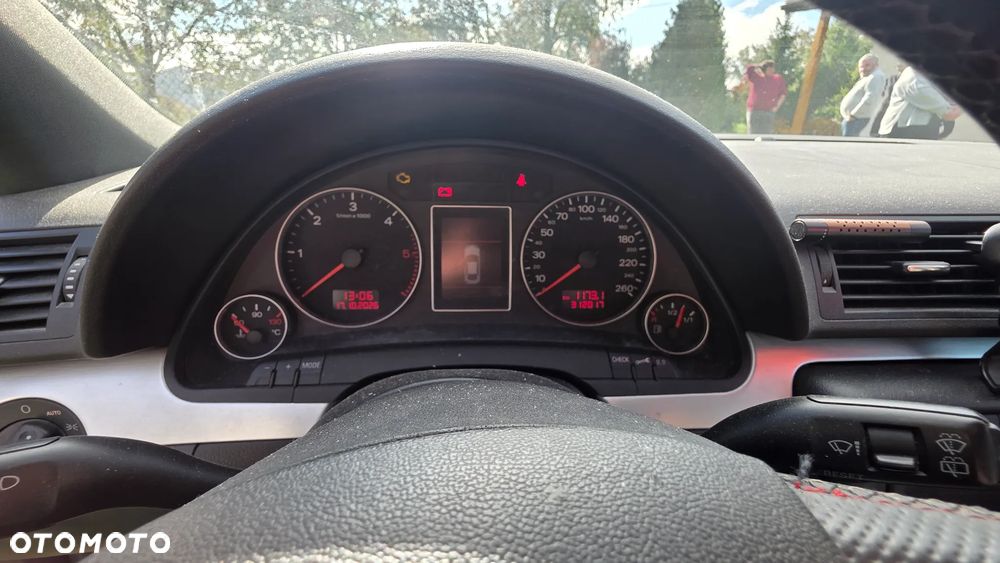Audi A4 Avant 3.0 TDI Quattro - 6