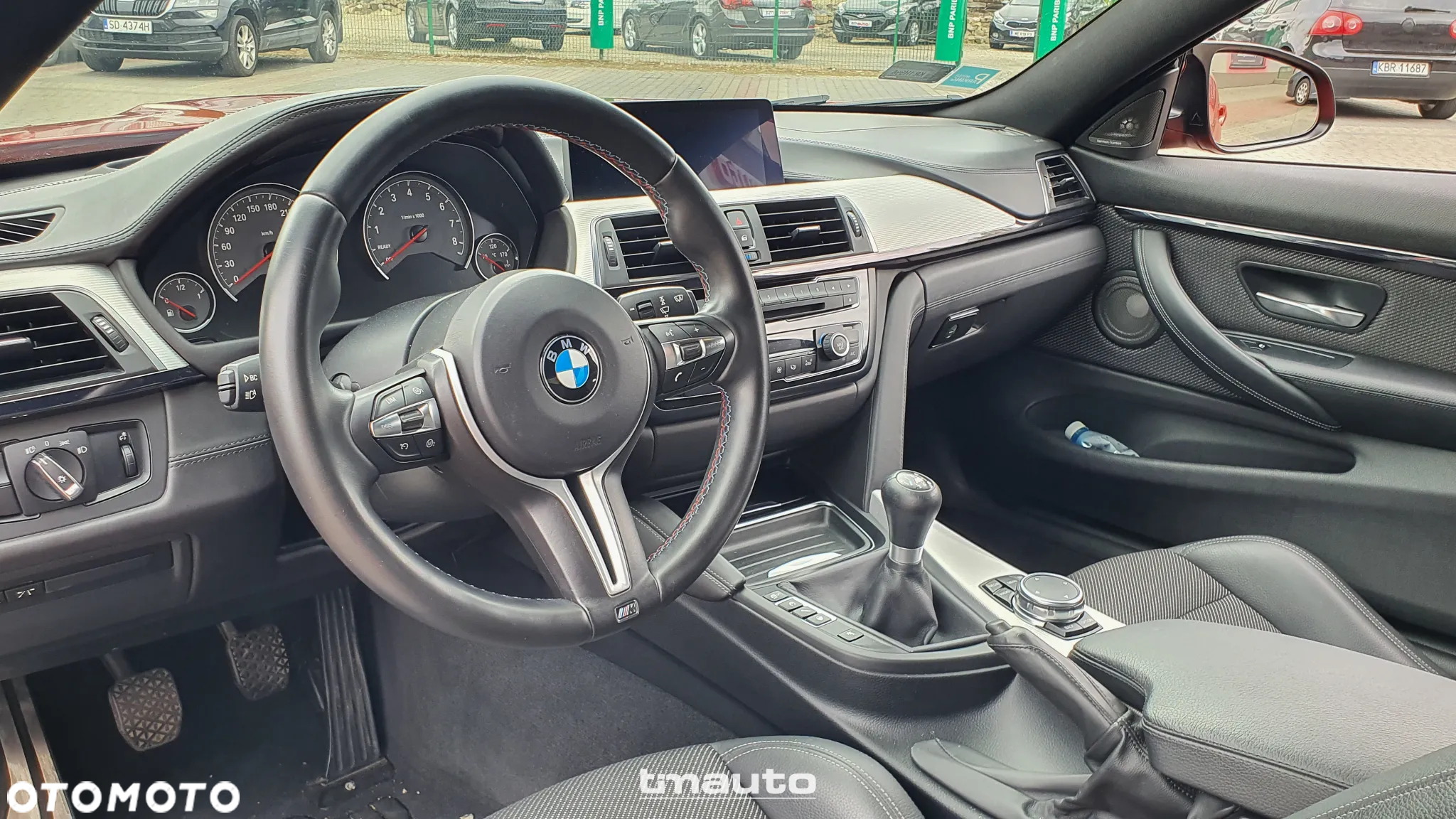 BMW M4 Standard - 11