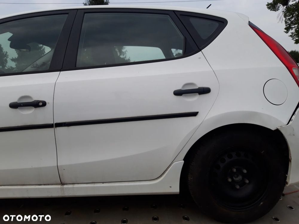 Hyundai i30 1.4 blue Classic - 10