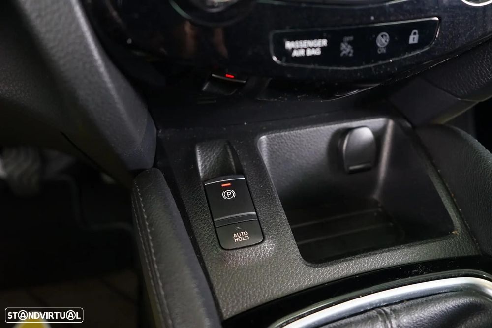 Nissan Qashqai 1.5 dCi N-Connecta Business - 28
