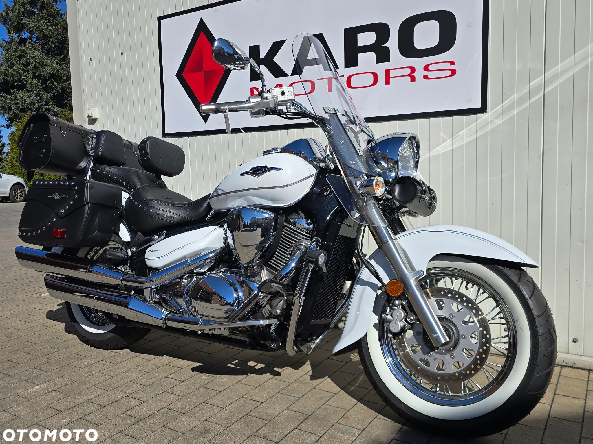 Suzuki VL 800 Volusia - Boulevard C50 - 1