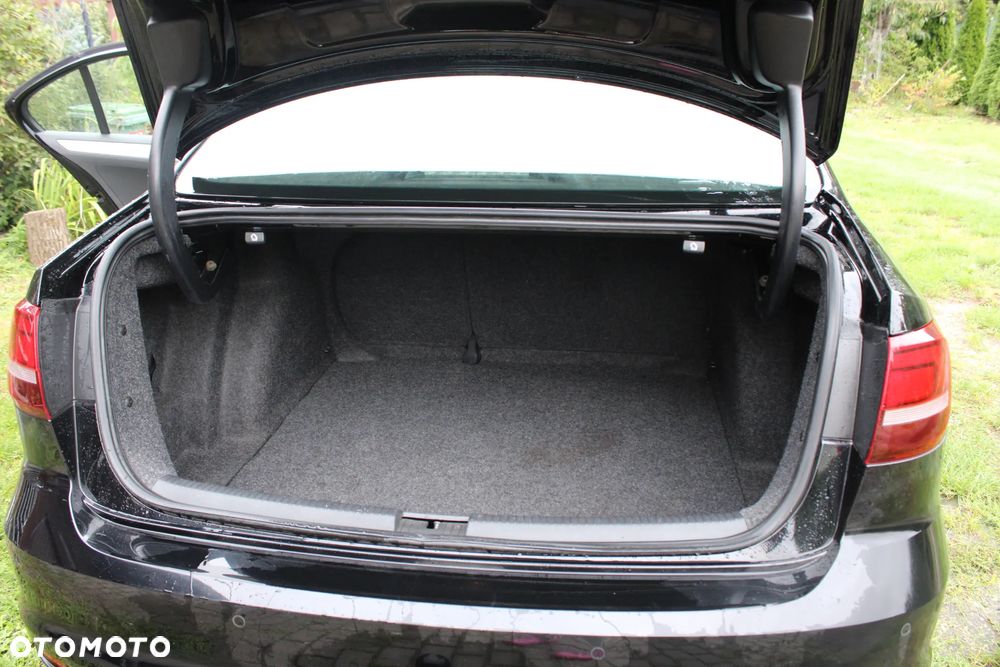 Volkswagen Jetta 2.0 TDI DPF BMT Highline - 9