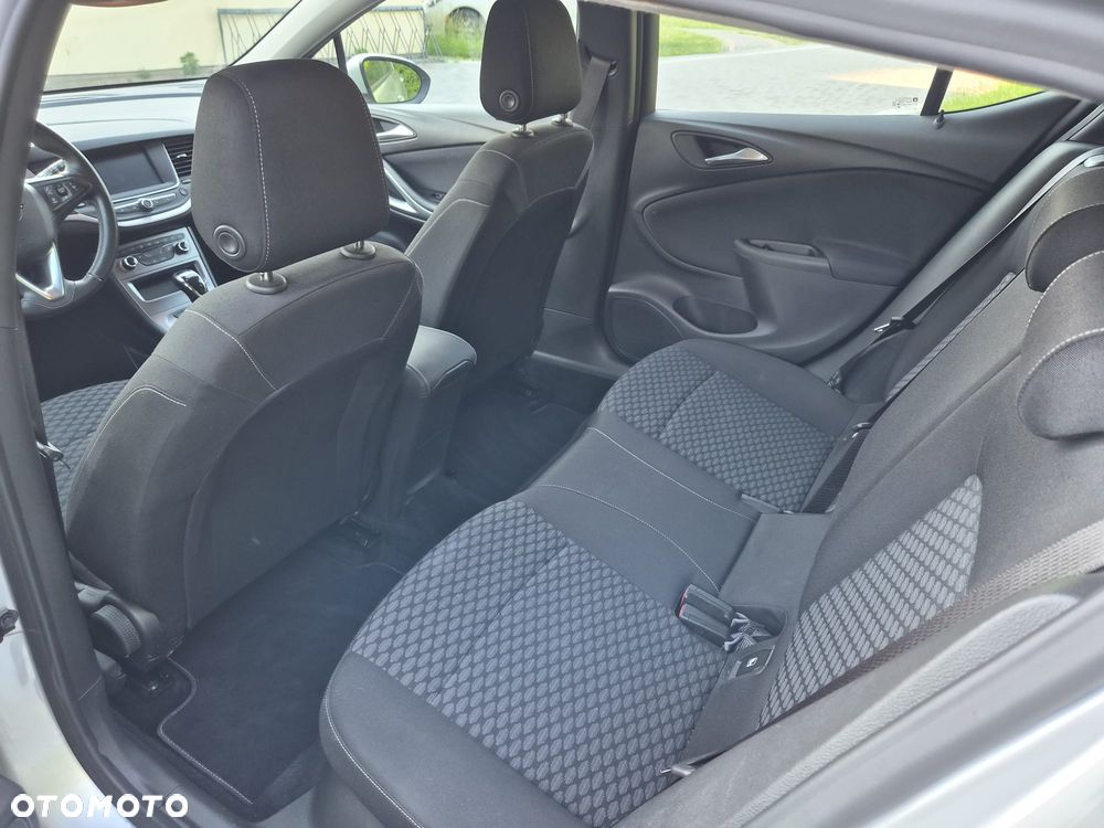 Opel Astra 1.2 Turbo Start/Stop Elegance - 9